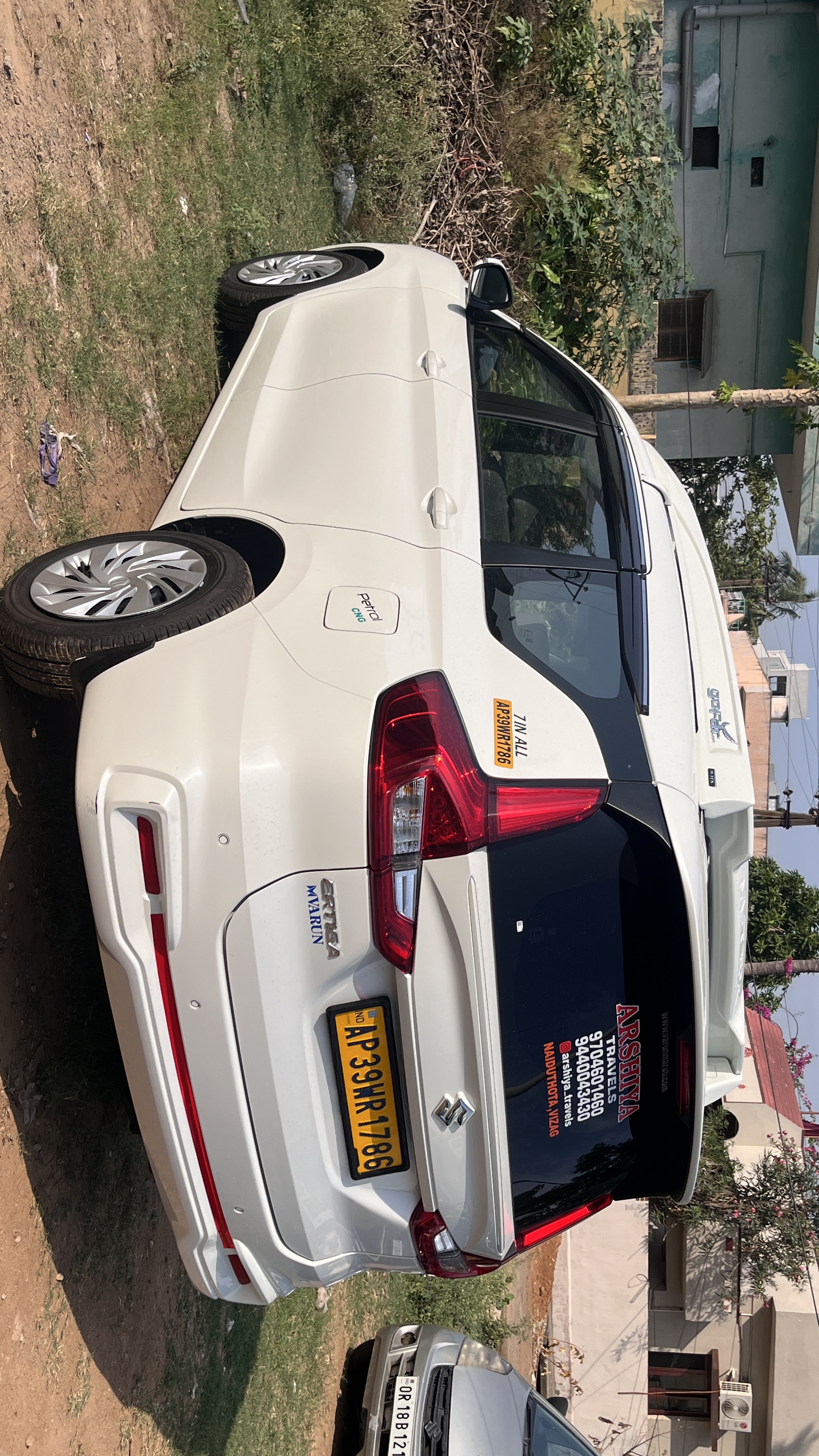 Vehicle Image 9-2